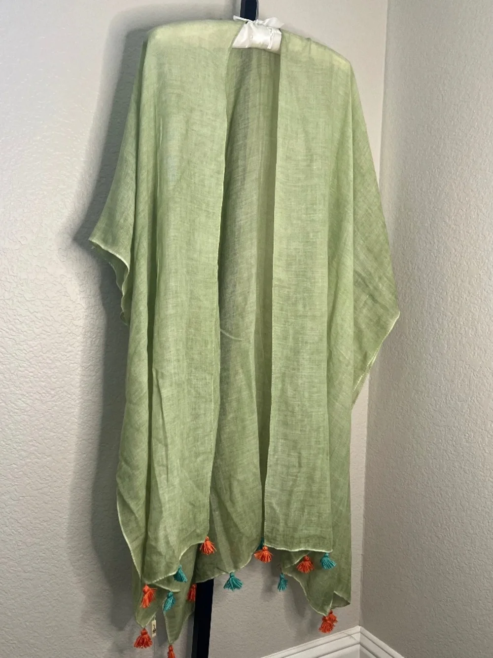 JC Sunny lightweight Ruana in sage - Picture 1 of 3
